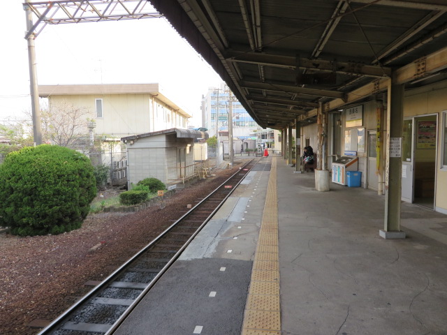 西桑名駅ホーム